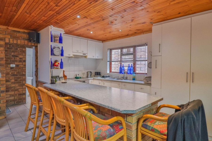 3 Bedroom Property for Sale in Kleinmond Western Cape